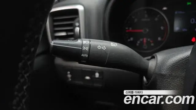 Kia Sportage The Bold 2019 — ფოტო 6/20