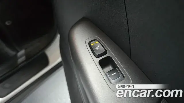 Kia Sportage The Bold 2019 — ფოტო 7/20