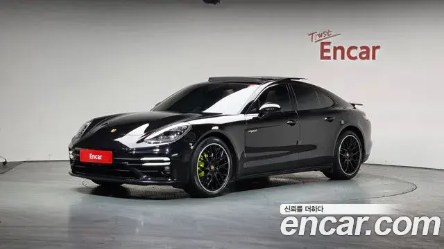 Porsche Panamera 2021 — Şəkil 1/20