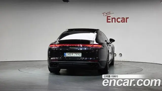 Porsche Panamera 2021 — Şəkil 17/20