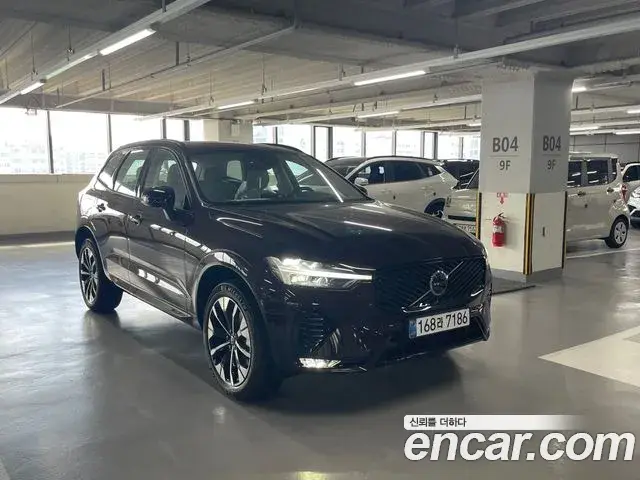 Volvo XC60 2026 — ფოტო 14/15
