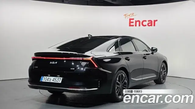 Kia K8 2025 — Şəkil 20/35