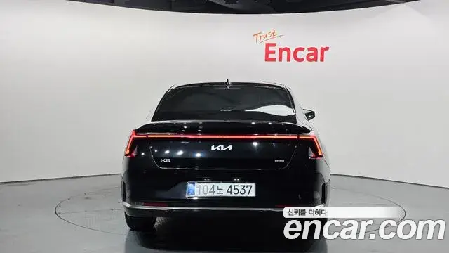 Kia K8 2025 — Şəkil 31/35