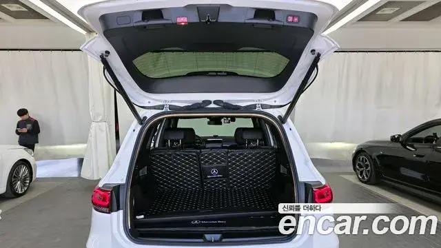 Mercedes-Benz GLB-Class 2021 — Şəkil 2/20