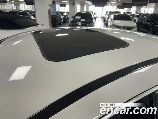 Mercedes-Benz AMG GT 2021 — ფოტო 17/20