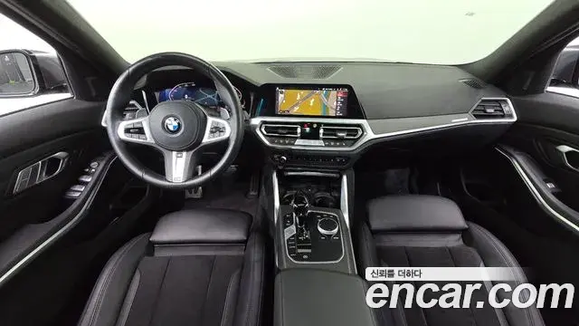 BMW 3 Series 2021 — Photo 10/34