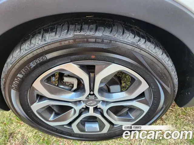 Renault Samsung XM3 2020 — ფოტო 3/19