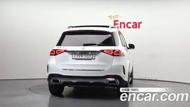 Mercedes-Benz GLE-Class 2020 — Фото 4/20