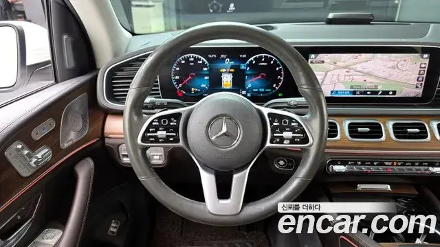 Mercedes-Benz GLE-Class 2020 — Фото 13/20