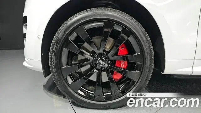 Land Rover Range Rover Sport 2025 — ფოტო 6/20