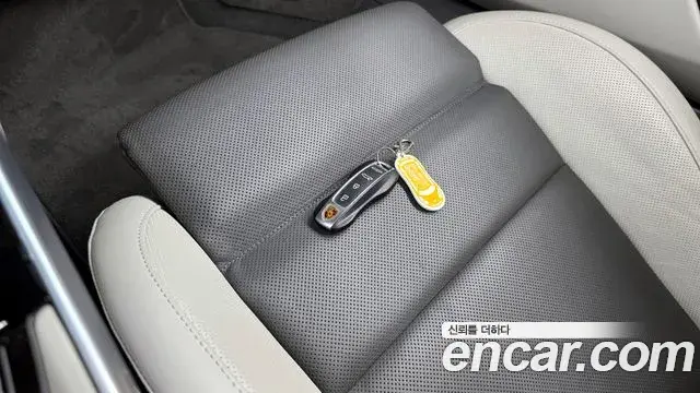 Porsche 911 2022 — Photo 5/41