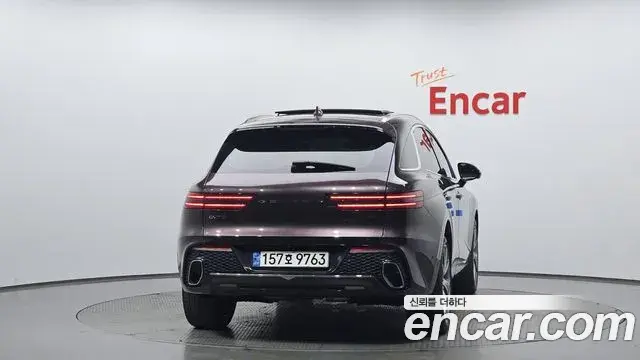 Genesis GV70 2022 — Şəkil 13/25