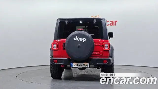 Jeep Wrangler 2021 — Фото 3/20