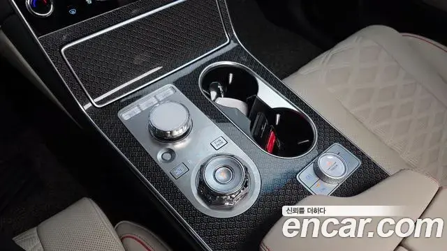 Genesis GV80 Coupe 2023 — Şəkil 23/30