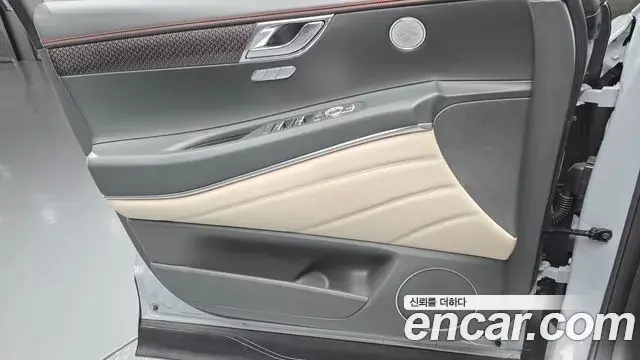 Genesis GV80 Coupe 2023 — Şəkil 19/30