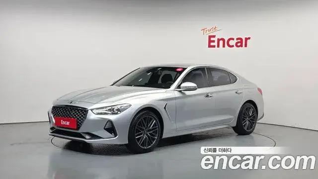 Genesis G70 2018 — ფოტო 10/31