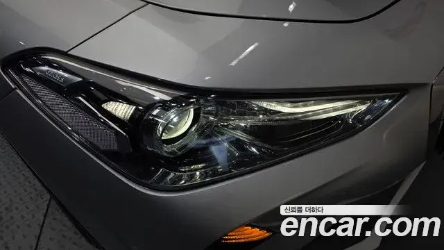 Genesis G70 2018 — ფოტო 8/31