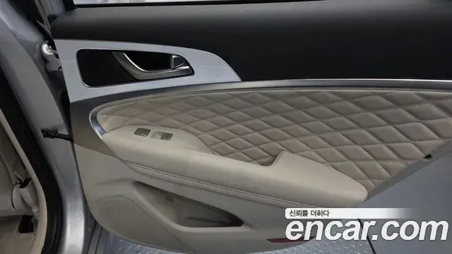 Genesis G70 2018 — ფოტო 24/31