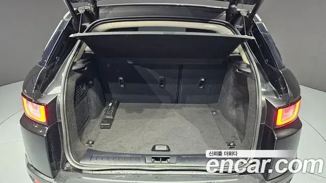 Land Rover Range Rover Evoque 2018 — Photo 6/32