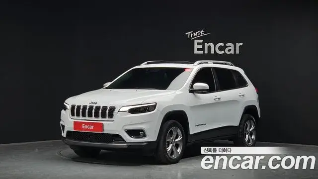 Jeep Cherokee 2021 — Фото 1/20