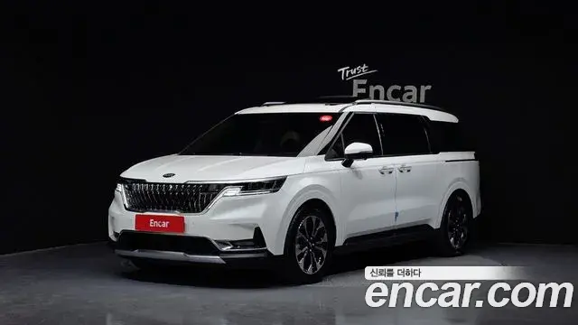 Kia Carnival 2020 — Фото 1/20