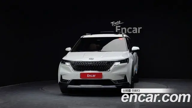 Kia Carnival 2020 — Фото 3/20