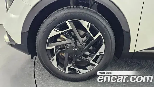 Kia Sportage 2022 — Фото 5/20