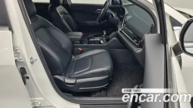 Kia Sportage 2022 — Фото 12/20