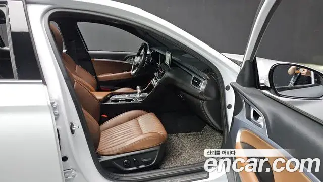 Genesis G70 2018 — Şəkil 13/20