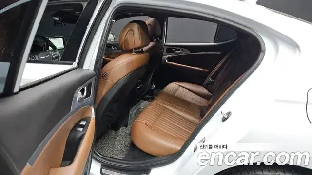Genesis G70 2018 — Şəkil 14/20