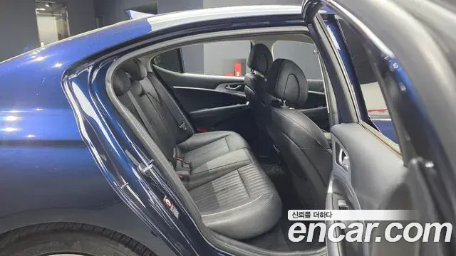 Genesis G70 2020 — Şəkil 11/20