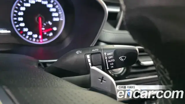 Genesis G70 2020 — Şəkil 19/20