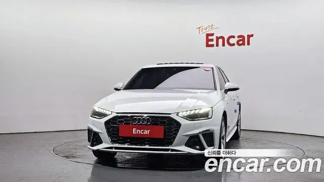 Audi A4 2021 — ფოტო 17/20