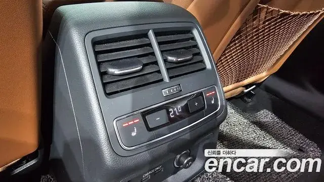 Audi A4 2021 — ფოტო 2/20