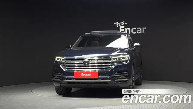 Volkswagen Touareg 2023 — Фото 3/20