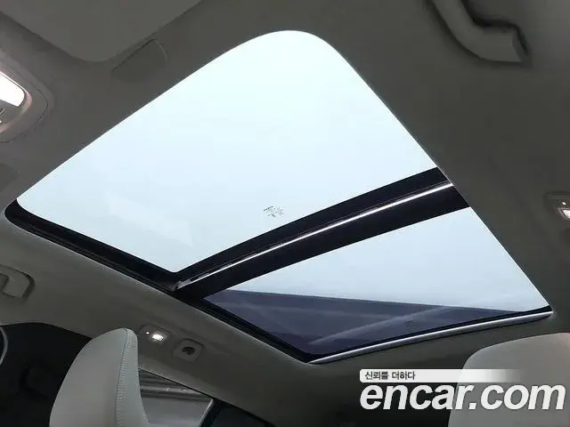 Volvo XC40 2024 — ფოტო 13/20