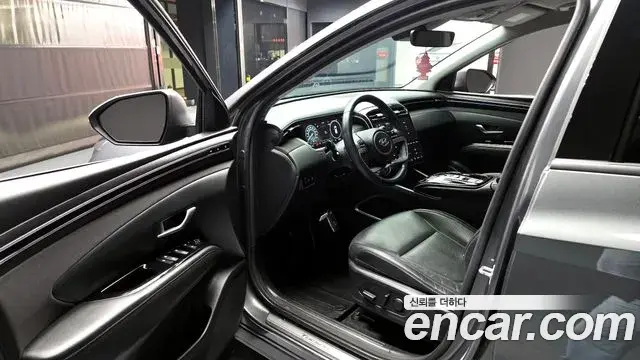 Hyundai Tucson Hybrid 2022 — Photo 32/33