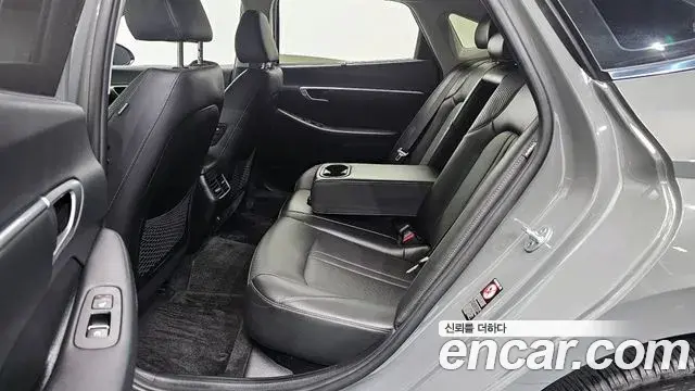 Hyundai Sonata Hybrid 2020 — ფოტო 3/37