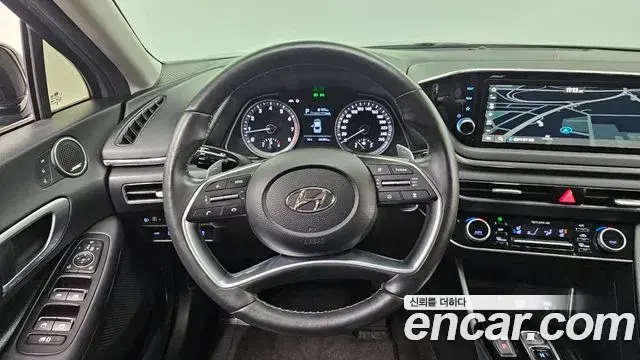 Hyundai Sonata Hybrid 2020 — ფოტო 32/37