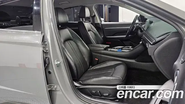 Hyundai Sonata Hybrid 2020 — ფოტო 28/37