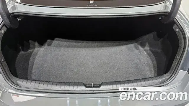 Hyundai Sonata Hybrid 2020 — ფოტო 4/37