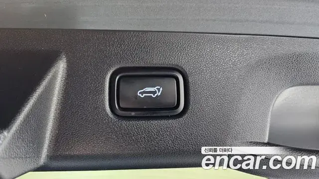 Hyundai Tucson Hybrid 2023 — Photo 17/30