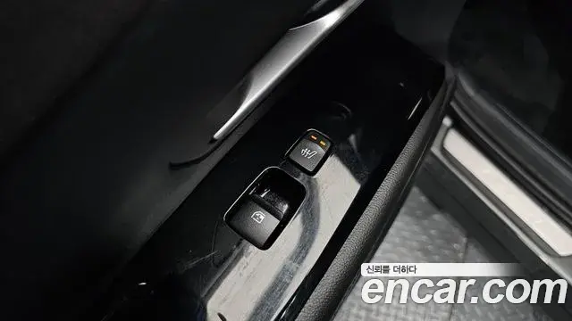Hyundai Tucson Hybrid 2023 — Photo 19/30