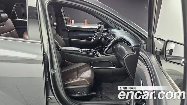 Hyundai Tucson Hybrid 2023 — Photo 9/30