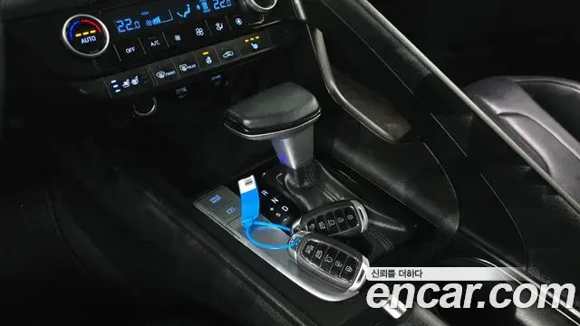 Hyundai The New Avante Hybrid 2021 — Şəkil 5/20