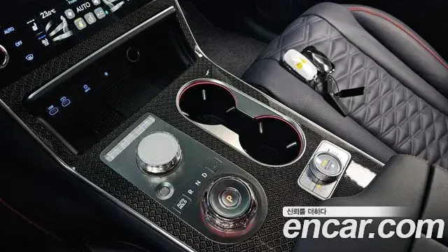 Genesis GV80 Coupe 2024 — Şəkil 26/30
