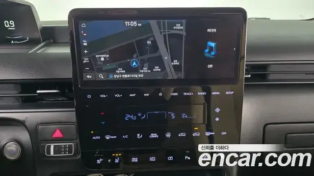 Hyundai Staria 2022 — Фото 14/20