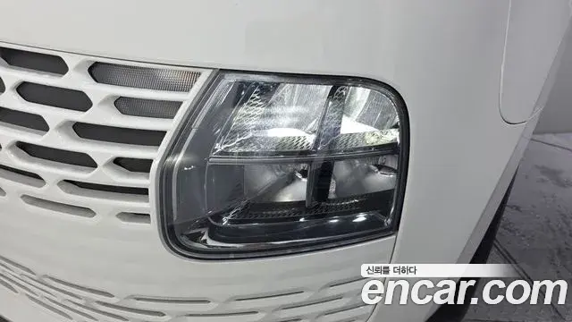 Hyundai Staria 2022 — ფოტო 21/30