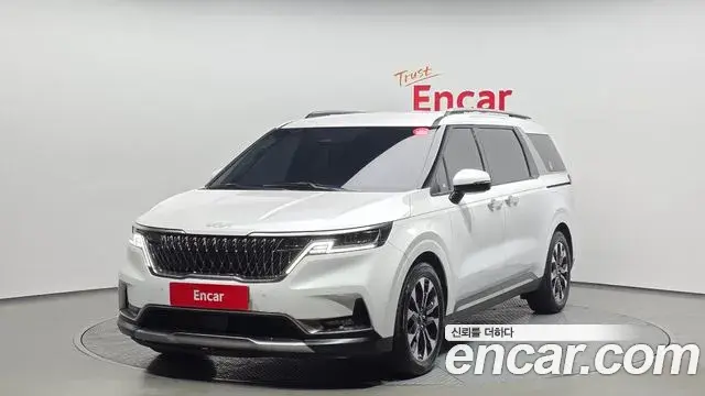 Kia Carnival 2023 — Photo 1/20