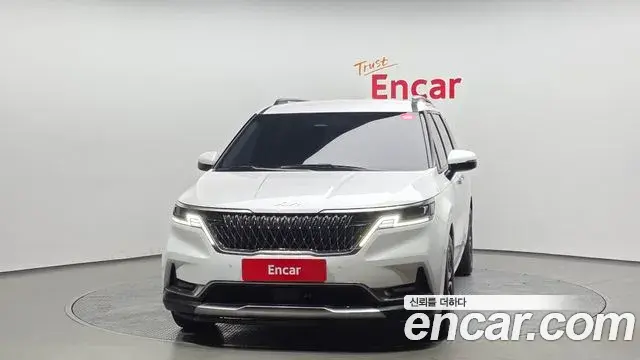 Kia Carnival 2023 — Photo 3/20